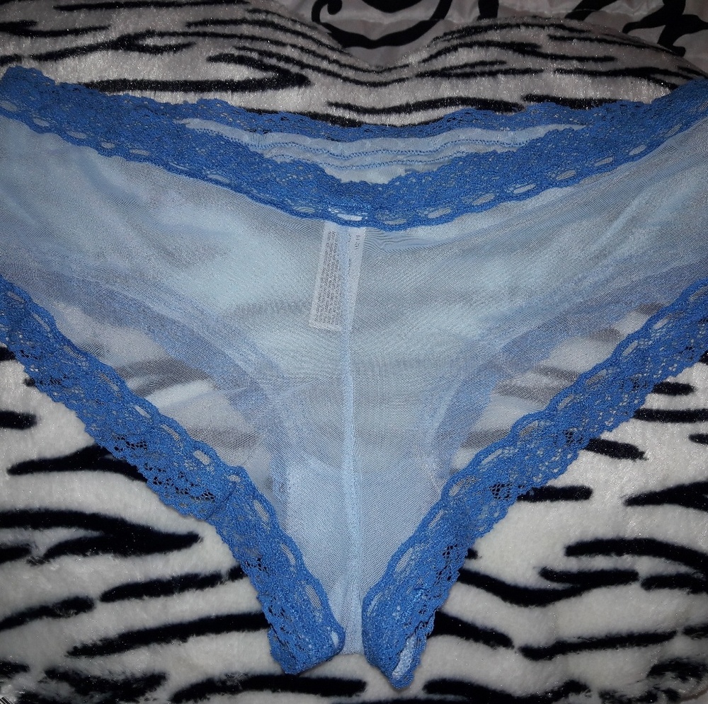 DKNY boyshorts